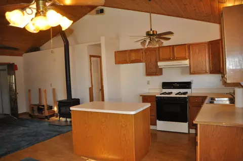 90 Azalea Dr, Trinity Center, CA 96091 photo 5