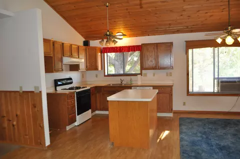 90 Azalea Dr, Trinity Center, CA 96091 photo 6