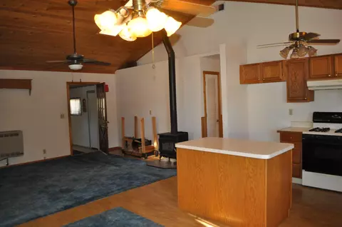 90 Azalea Dr, Trinity Center, CA 96091 photo 4