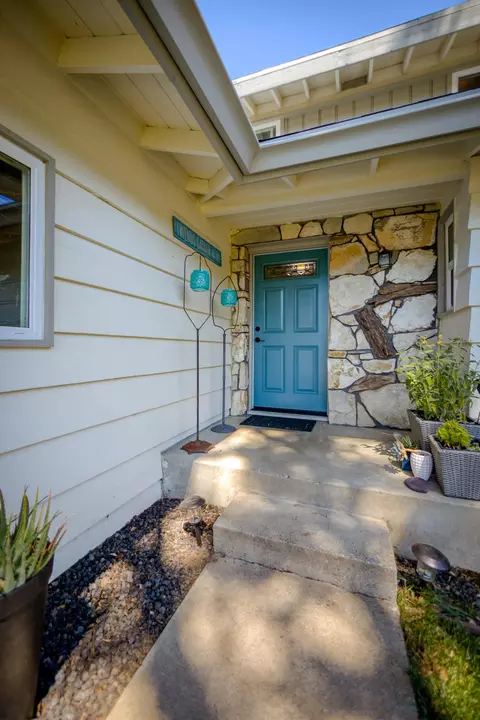 6967 Reflection St, Redding, CA 96001 photo 6