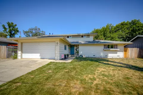 6967 Reflection St, Redding, CA 96001 photo 1