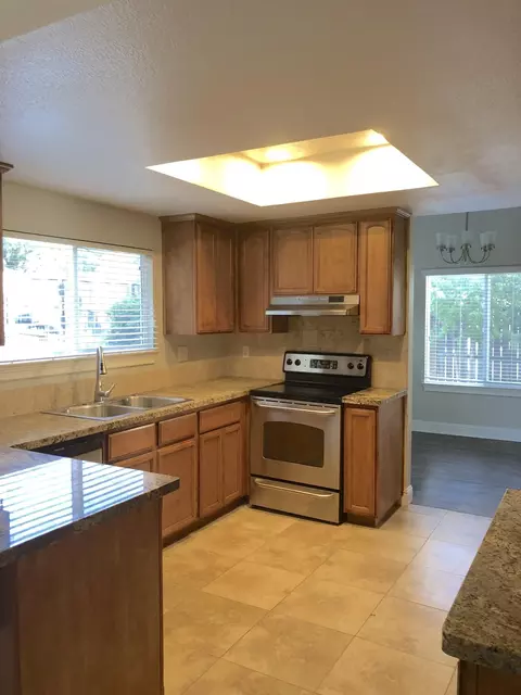 3428 Cessna Dr, Redding, CA 96001 photo 5