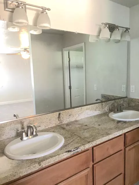 3428 Cessna Dr, Redding, CA 96001 photo 11