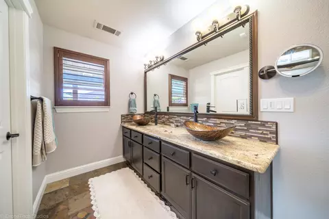 5714 Beaumont Dr, Redding, CA 96003 photo 29