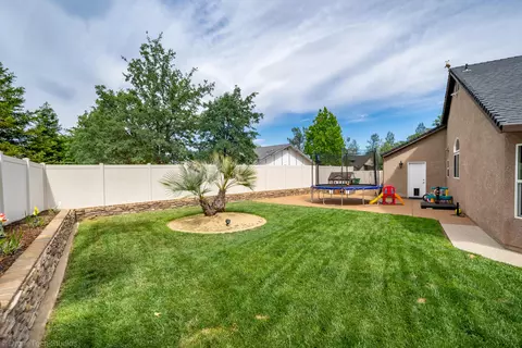 5714 Beaumont Dr, Redding, CA 96003 photo 74