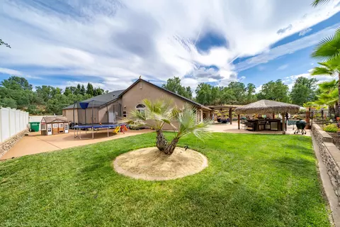 5714 Beaumont Dr, Redding, CA 96003 photo 75