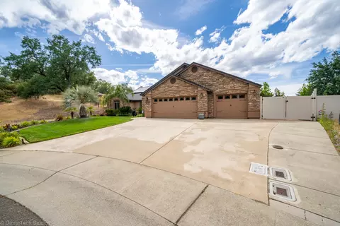 5714 Beaumont Dr, Redding, CA 96003 photo 4