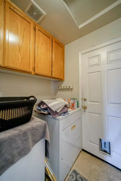 1143 Rollingview Dr, Redding, CA 96003 photo 38