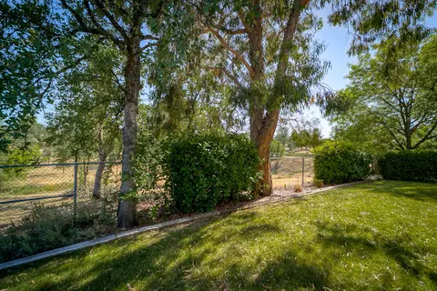 1143 Rollingview Dr, Redding, CA 96003 photo 44