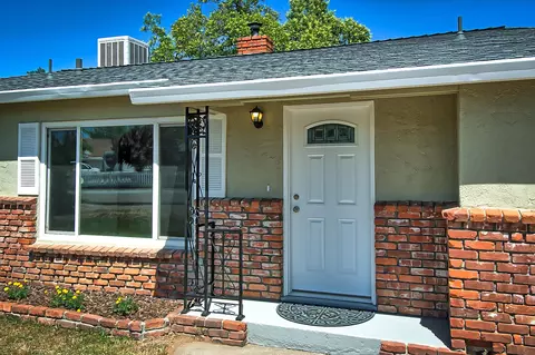 827 Ridge Rd, Redding, CA 96003 photo 3