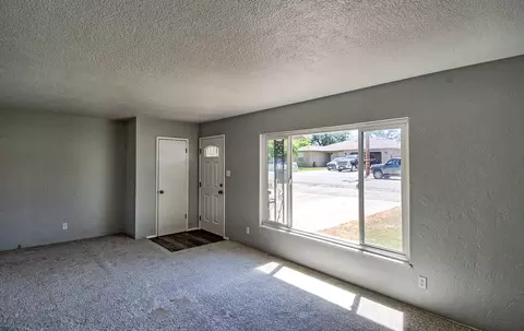 827 Ridge Rd, Redding, CA 96003 photo 5
