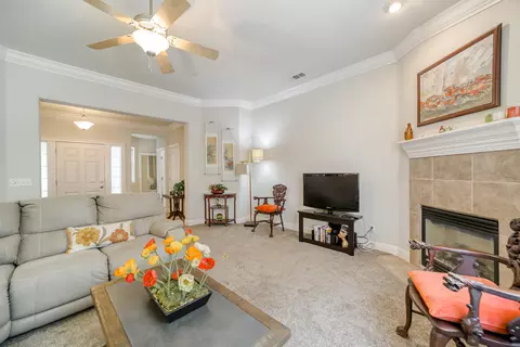 943 Leisha Ln, Redding, CA 96001 photo 25