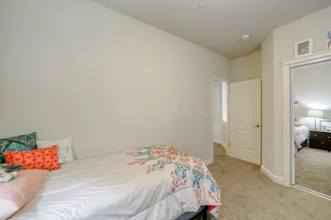 943 Leisha Ln, Redding, CA 96001 photo 37