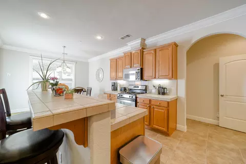 943 Leisha Ln, Redding, CA 96001 photo 22