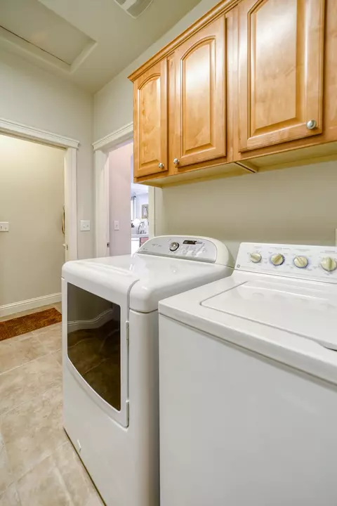 943 Leisha Ln, Redding, CA 96001 photo 41