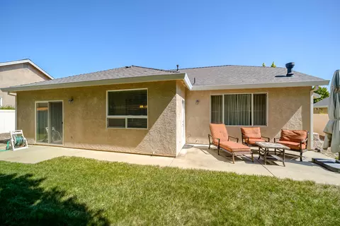 943 Leisha Ln, Redding, CA 96001 photo 18
