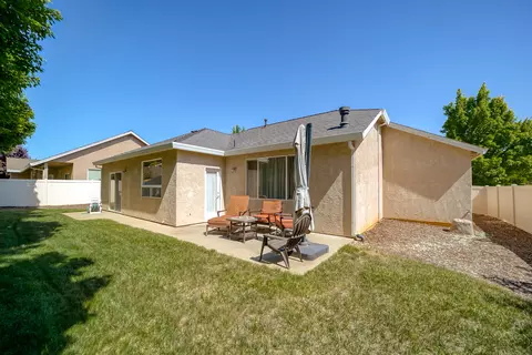 943 Leisha Ln, Redding, CA 96001 photo 47