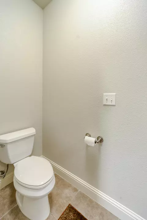 943 Leisha Ln, Redding, CA 96001 photo 45