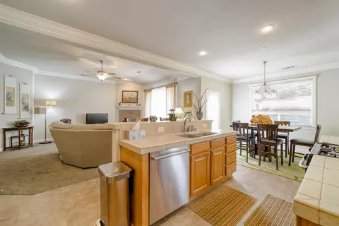 943 Leisha Ln, Redding, CA 96001 photo 6