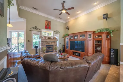 3979 Eagle Pkwy, Redding, CA 96001 photo 14