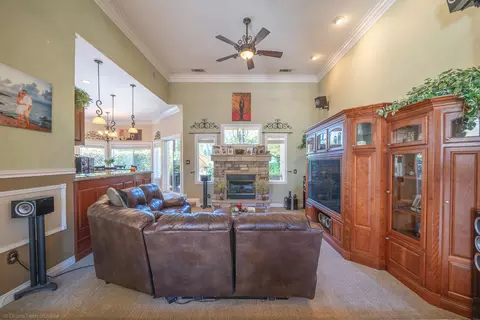 3979 Eagle Pkwy, Redding, CA 96001 photo 13