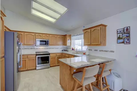4881 Tralee Ln, Redding, CA 96001 photo 11