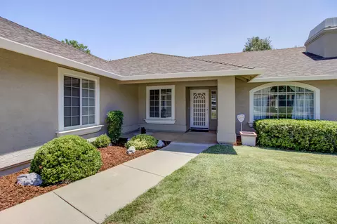 4881 Tralee Ln, Redding, CA 96001 photo 2