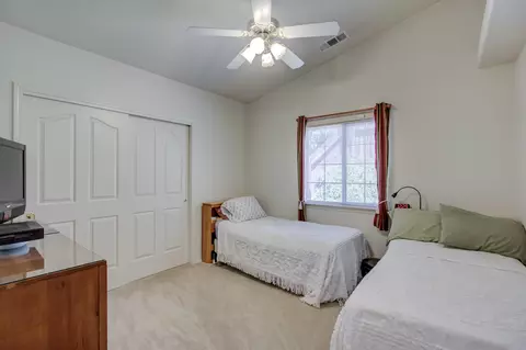 4881 Tralee Ln, Redding, CA 96001 photo 18