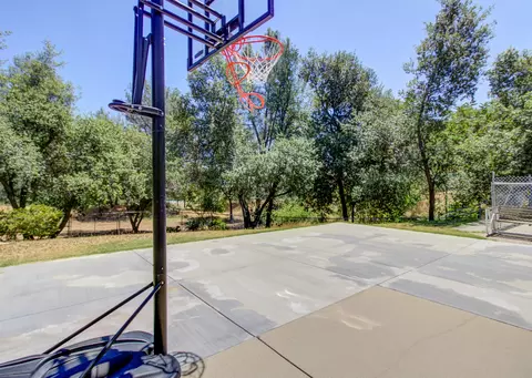 4881 Tralee Ln, Redding, CA 96001 photo 29