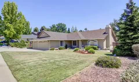 4881 Tralee Ln, Redding, CA 96001 photo 3