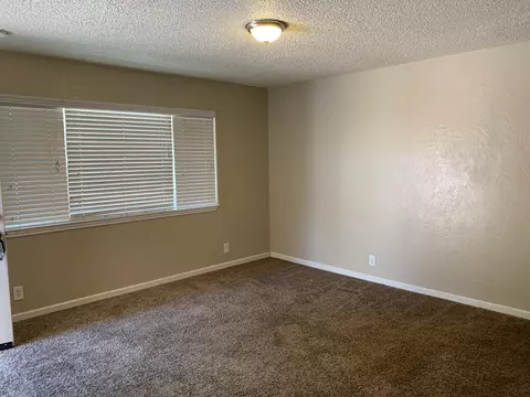 3242 Lawrence Rd, Redding, CA 96002 photo 6