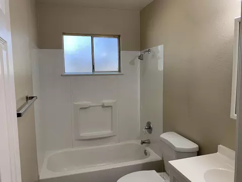 3242 Lawrence Rd, Redding, CA 96002 photo 7