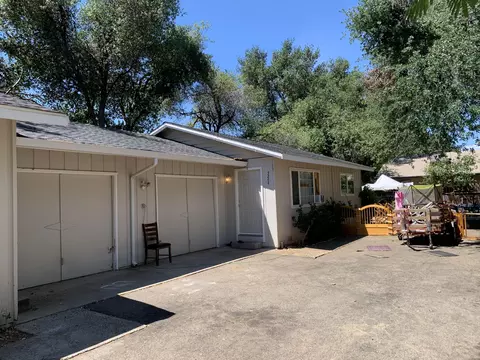 3242 Lawrence Rd, Redding, CA 96002 photo 2