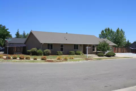 2330 Pendant Way, Redding, CA 96001 photo 2