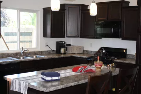 2330 Pendant Way, Redding, CA 96001 photo 17