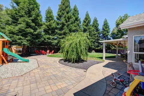 4512 Blue Creek Dr, Redding, CA 96002 photo 38