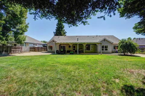 4512 Blue Creek Dr, Redding, CA 96002 photo 31