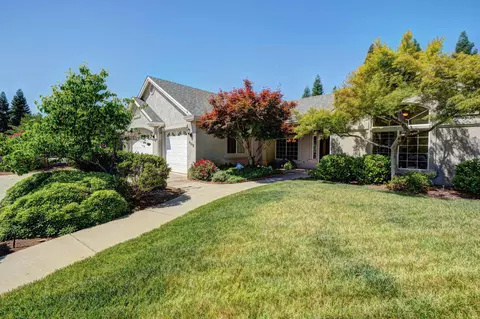 4512 Blue Creek Dr, Redding, CA 96002 photo 1