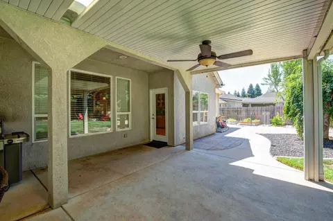 4512 Blue Creek Dr, Redding, CA 96002 photo 42
