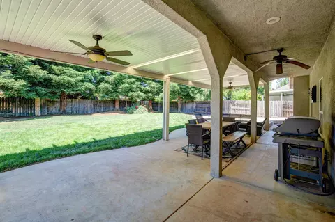 4512 Blue Creek Dr, Redding, CA 96002 photo 28