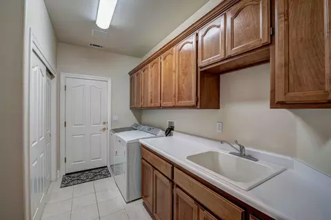 4512 Blue Creek Dr, Redding, CA 96002 photo 27
