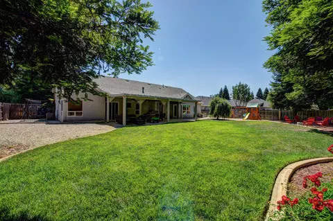 4512 Blue Creek Dr, Redding, CA 96002 photo 30