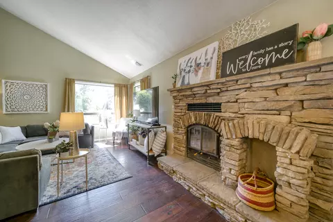 7874 Castle View Ln, Redding, CA 96001 photo 5