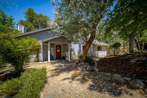 7874 Castle View Ln, Redding, CA 96001 photo 28