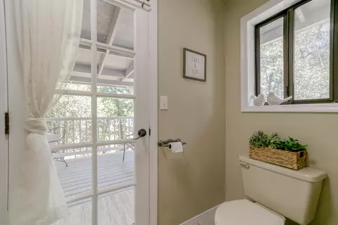 7874 Castle View Ln, Redding, CA 96001 photo 11