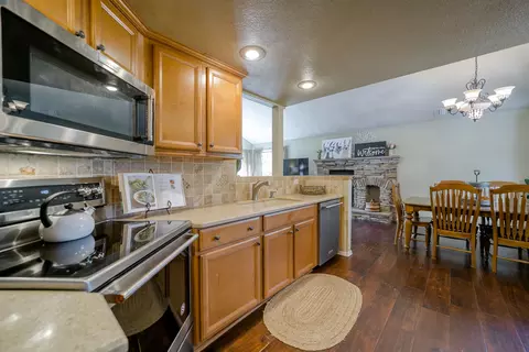 7874 Castle View Ln, Redding, CA 96001 photo 38