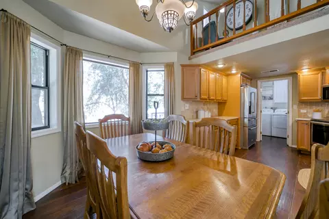 7874 Castle View Ln, Redding, CA 96001 photo 6