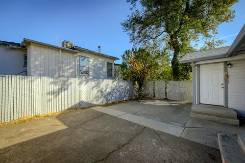 1266 Olive Ave, Redding, CA 96001 photo 25