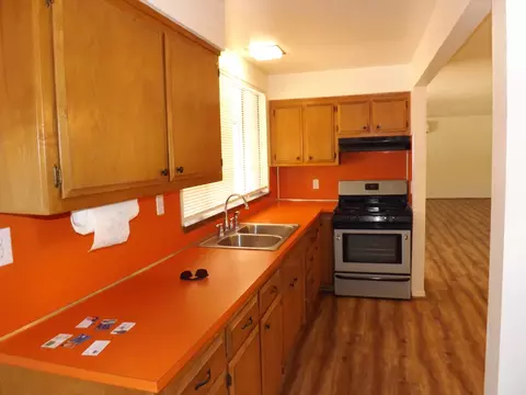 1266 Olive Ave, Redding, CA 96001 photo 5