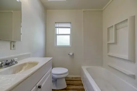 1266 Olive Ave, Redding, CA 96001 photo 15